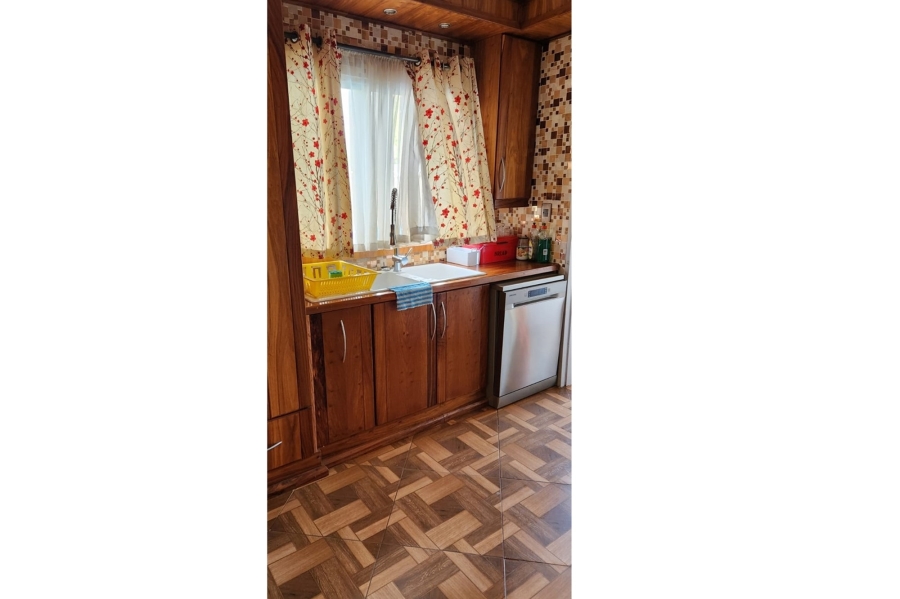4 Bedroom Property for Sale in Deneysville Free State